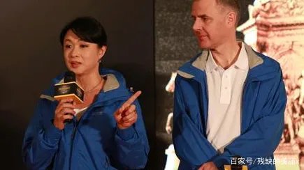 金星老公被问及如何解决生理问题时四字回应,网友:涨知识了。你怎么看?