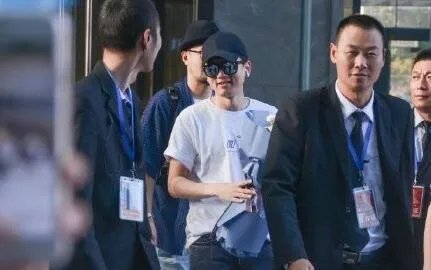 张杰在结婚纪念日宣布谢娜怀孕,是不是表明了他非常珍惜这段感情?