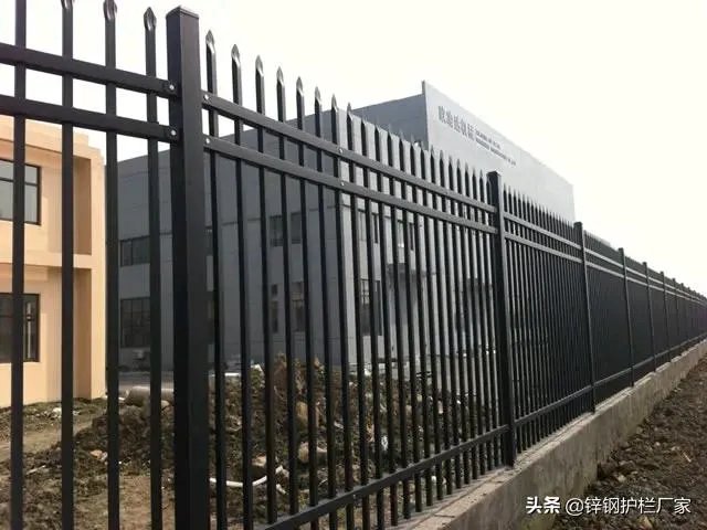 锌钢护栏多少钱一米价?