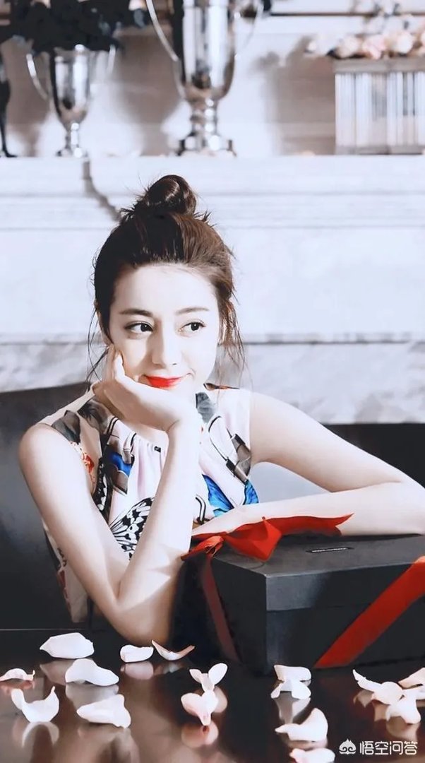 怎么看待杨颖的粉丝的行为？