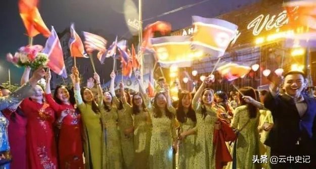 落后的越南是非英语国家,为何外国人比较多?
